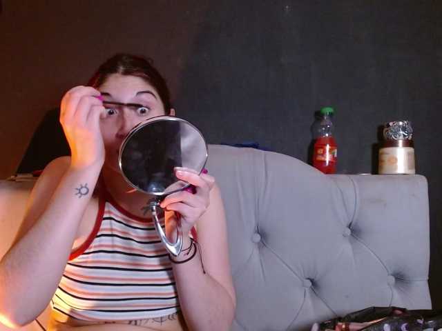 Red-moonn's BongaCams show and profile