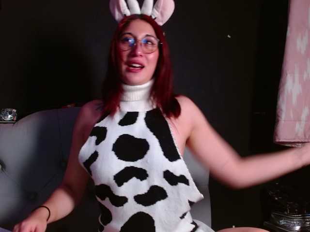 Red-moonn's BongaCams show and profile