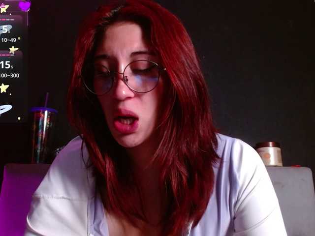 Red-moonn's BongaCams show and profile