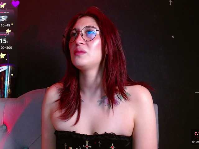 Red-moonn's BongaCams show and profile