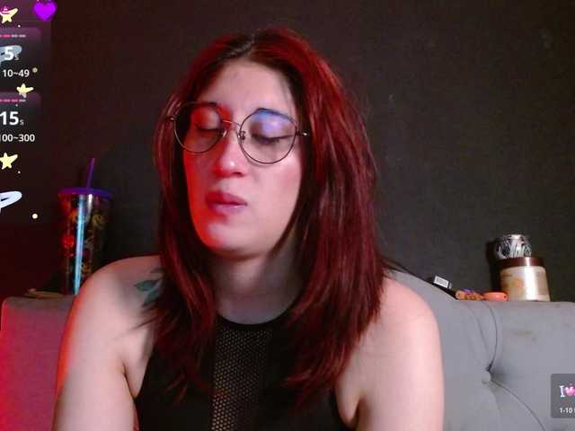 Red-moonn's BongaCams show and profile