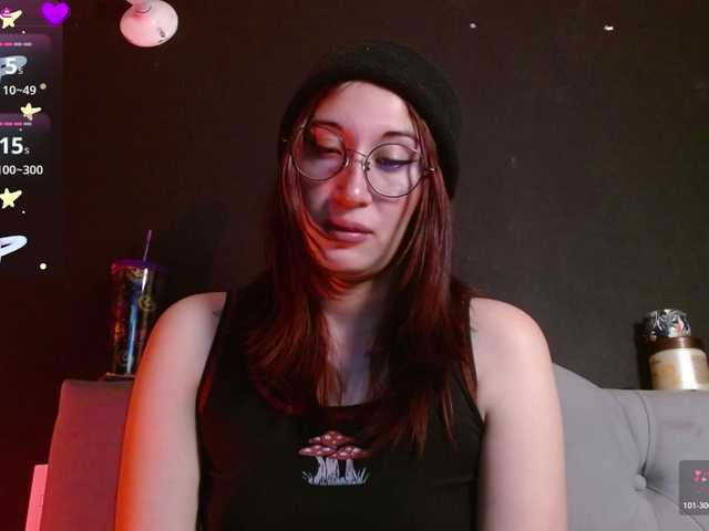 Red-moonn's BongaCams show and profile