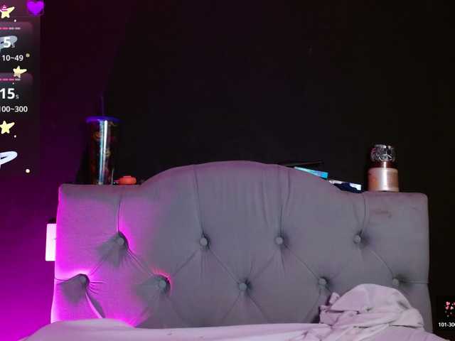 Red-moonn's BongaCams show and profile