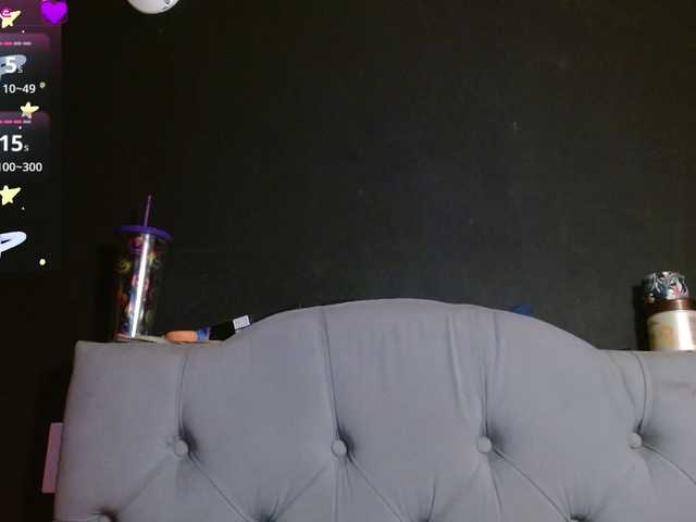 Red-moonn's BongaCams show and profile