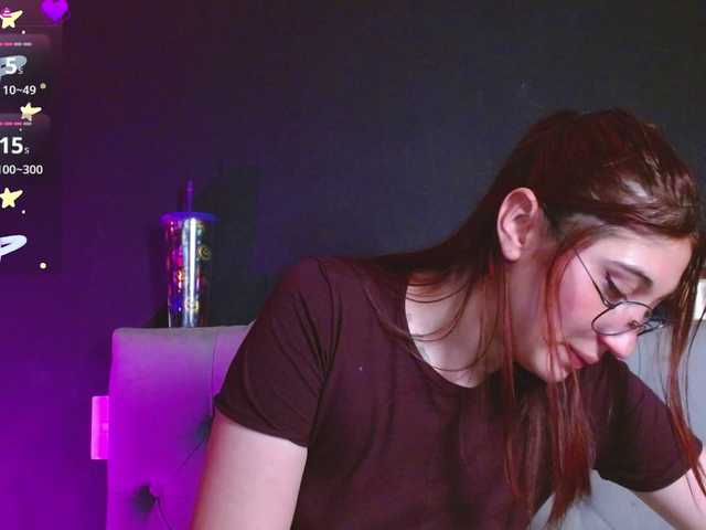 Red-moonn's BongaCams show and profile