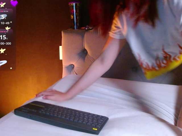 Red-moonn's BongaCams show and profile