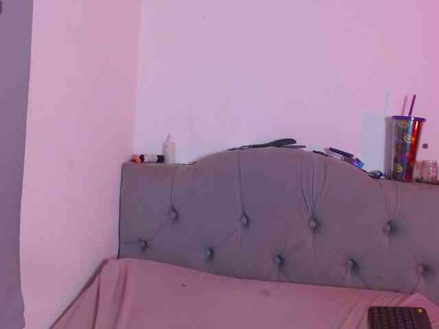 Red-moonn webcam
