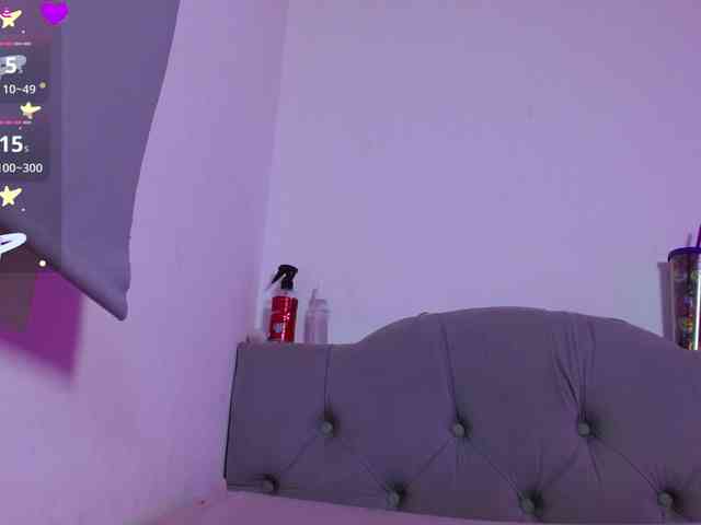 Red-moonn webcam