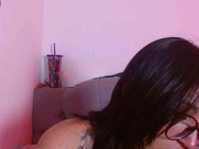 Red-moonn webcam