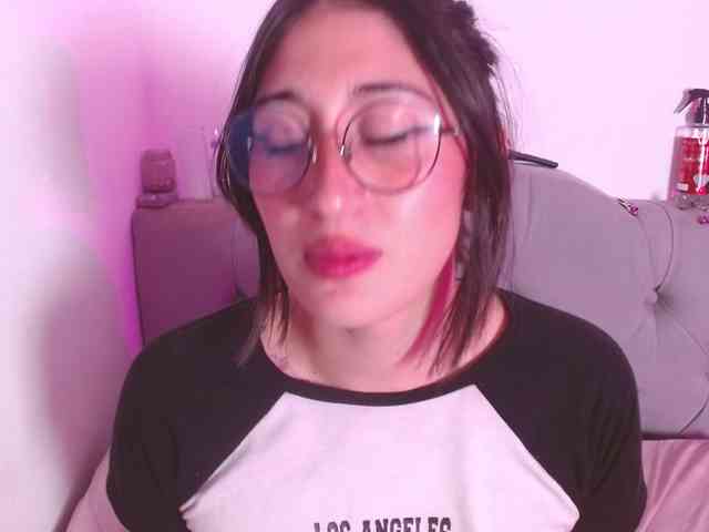 Red-moonn webcam