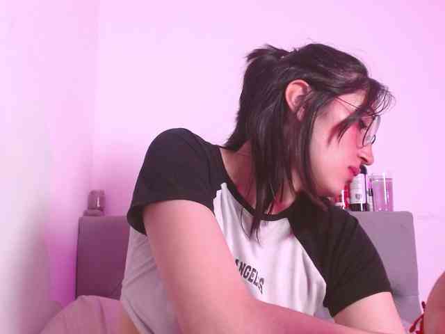 Red-moonn webcam