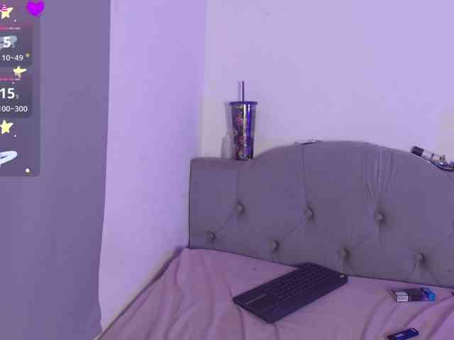 Red-moonn webcam