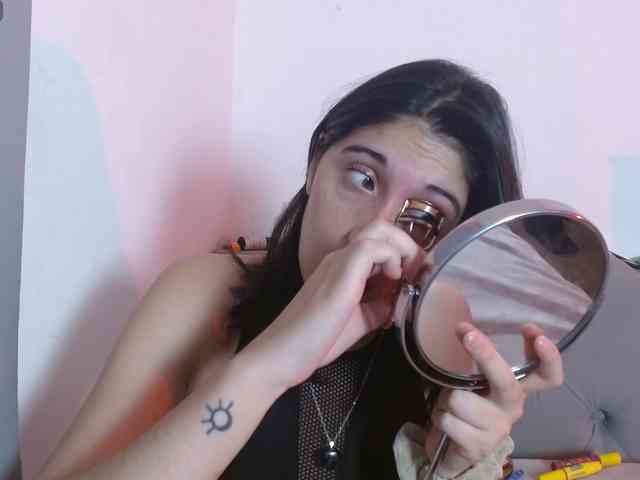 Red-moonn webcam