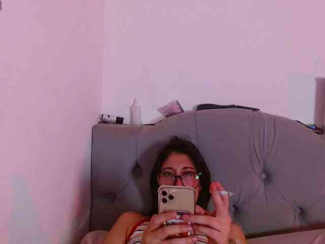Red-moonn webcam
