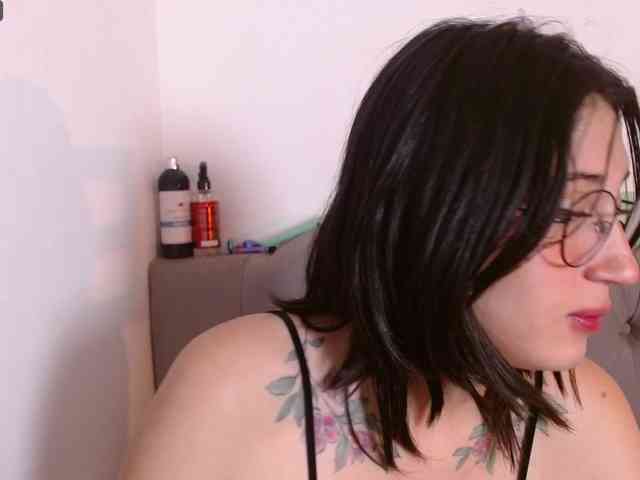 Red-moonn webcam