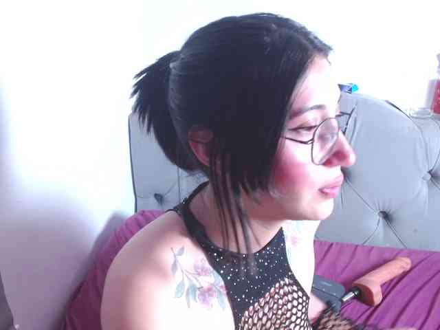 nude voyeur webcam Red-moonn
