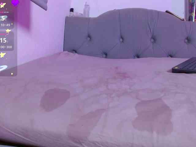 Red-moonn webcam