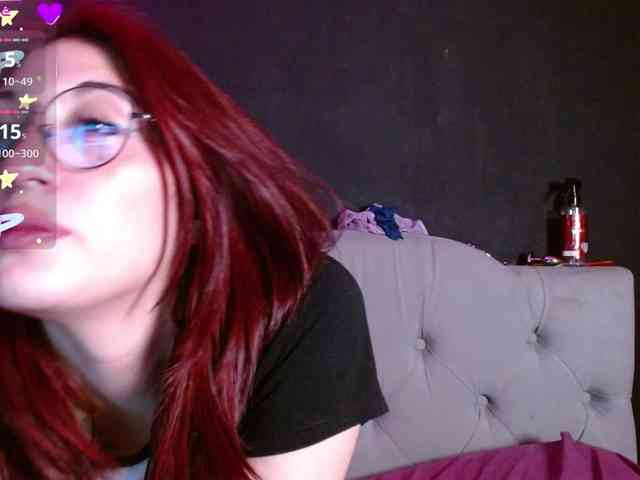 Red-moonn webcam