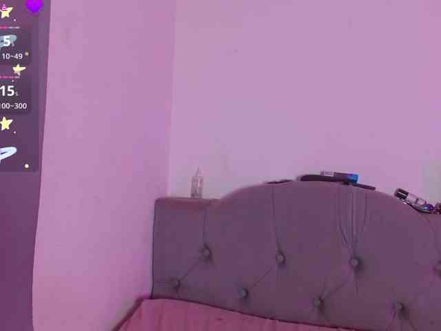 Red-moonn webcam
