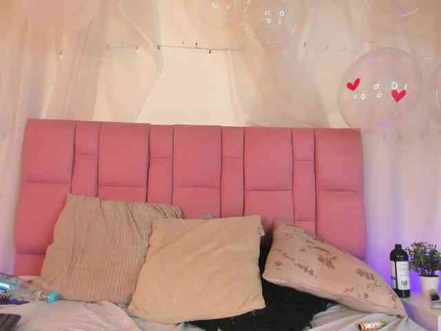 Red-moonn webcam