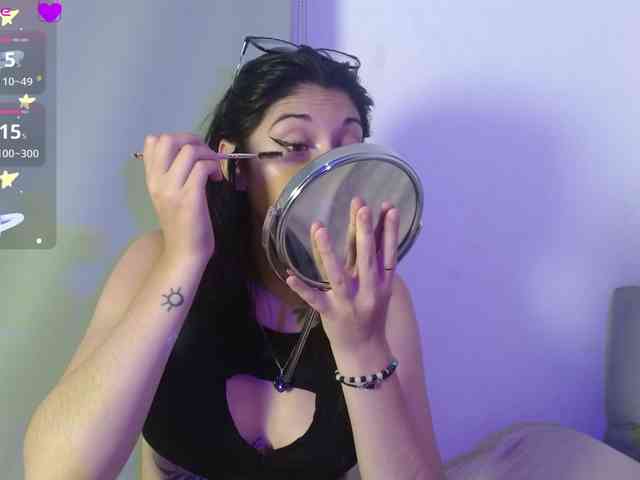 Red-moonn webcam