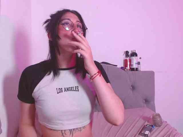 Red-moonn webcam