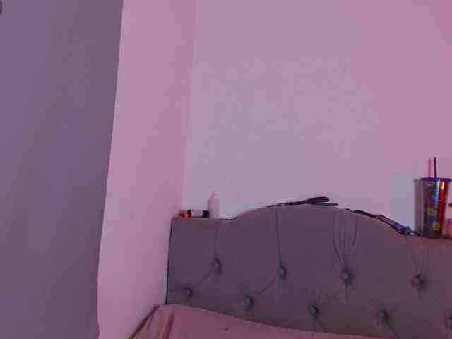 Red-moonn webcam
