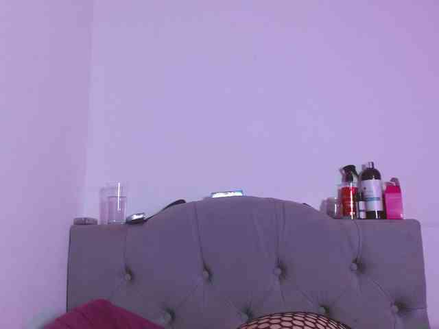 Red-moonn webcam