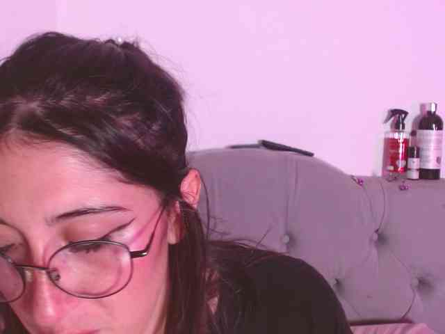 Red-moonn webcam