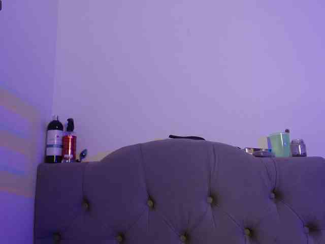 Red-moonn webcam