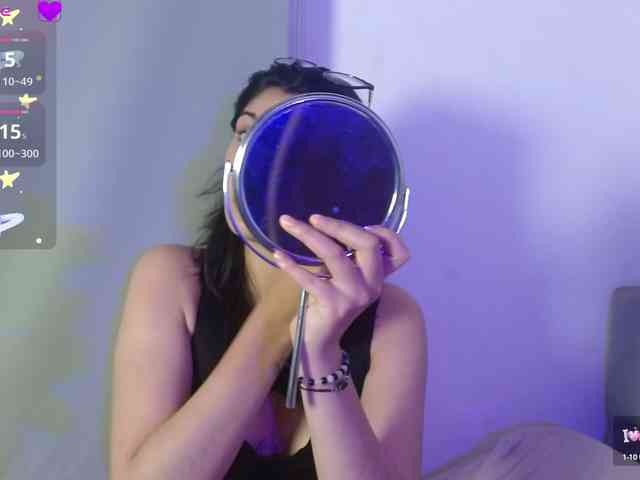 Red-moonn webcam