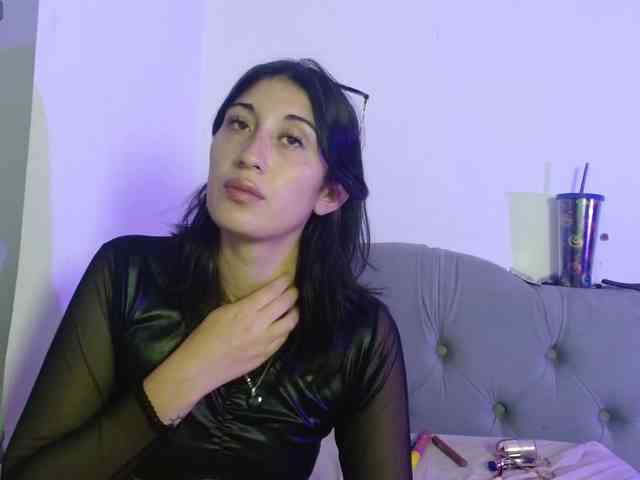 Red-moonn webcam