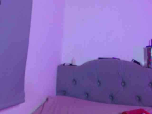 Red-moonn webcam