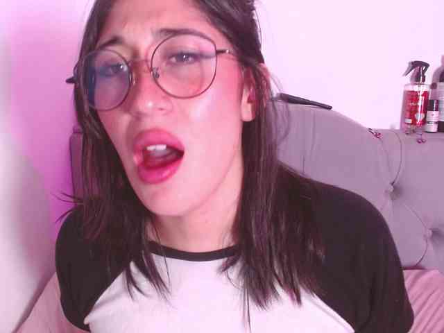 Red-moonn webcam