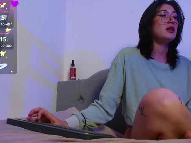 Red-moonn webcam