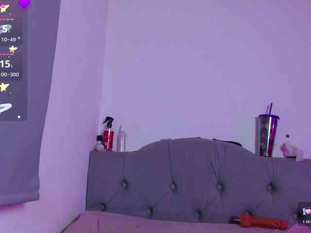 Red-moonn webcam