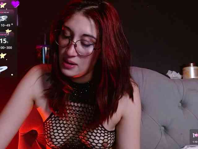 live adult webcam Red-moonn