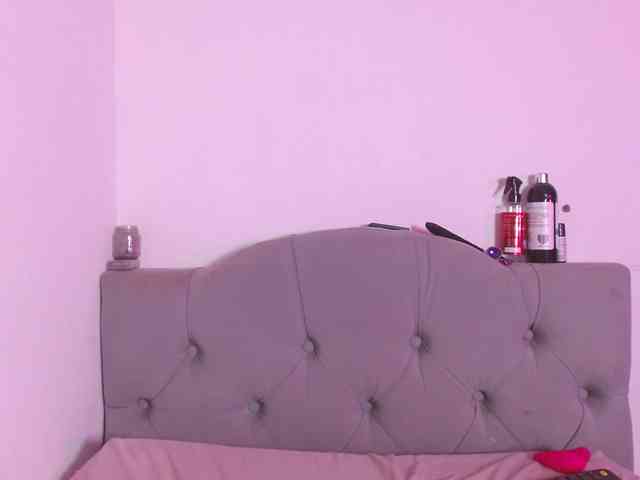 Red-moonn webcam