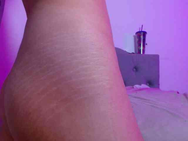 Red-moonn webcam