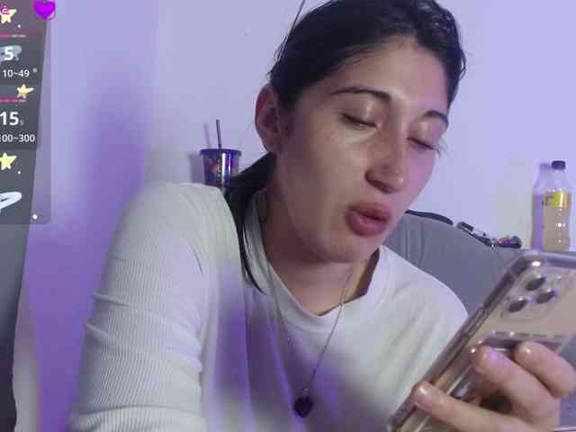 Red-moonn webcam