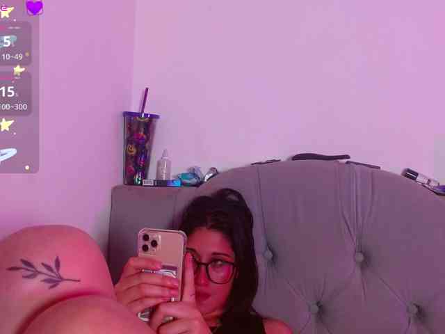 Red-moonn webcam