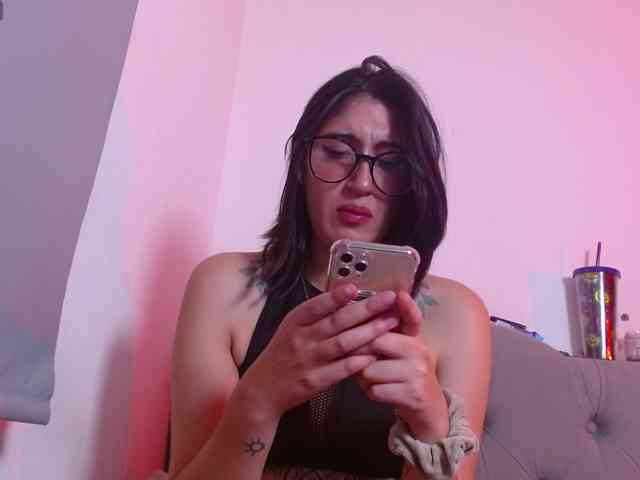 Red-moonn webcam