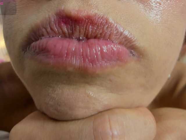 hannahill69's BongaCams show and profile