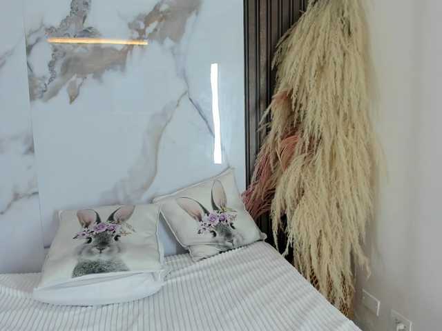 hannahill69's BongaCams show and profile