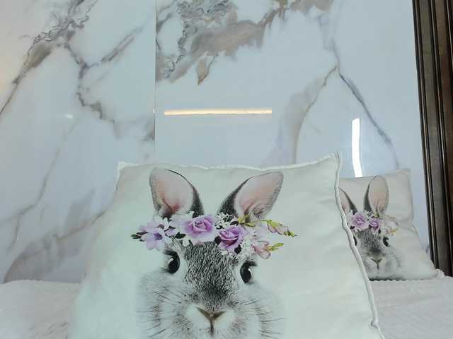 hannahill69's BongaCams show and profile