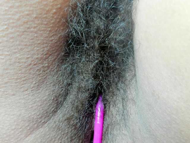 roxanahills's BongaCams show and profile