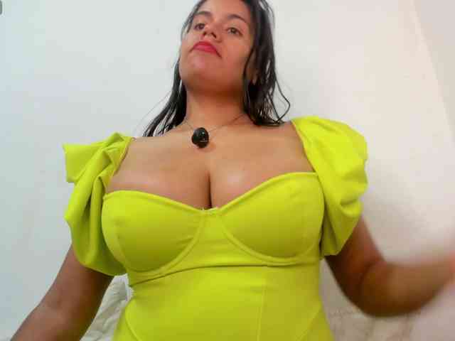 roxanahills_ webcam