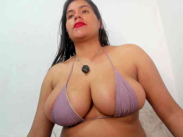 roxanahills_ webcam