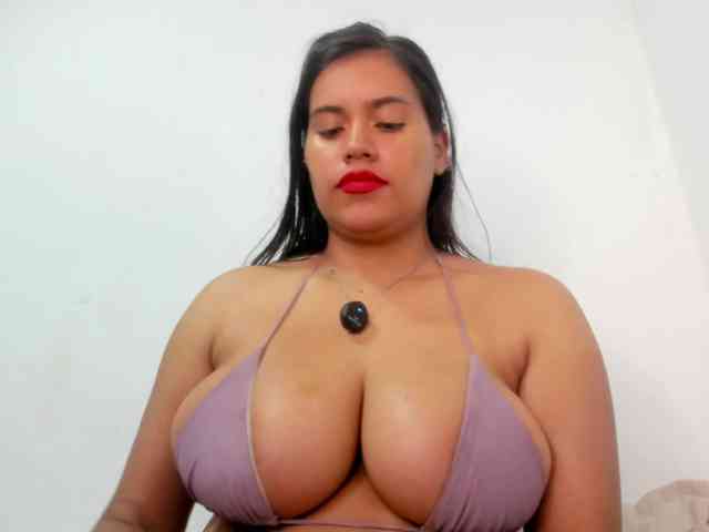 roxanahills_ webcam