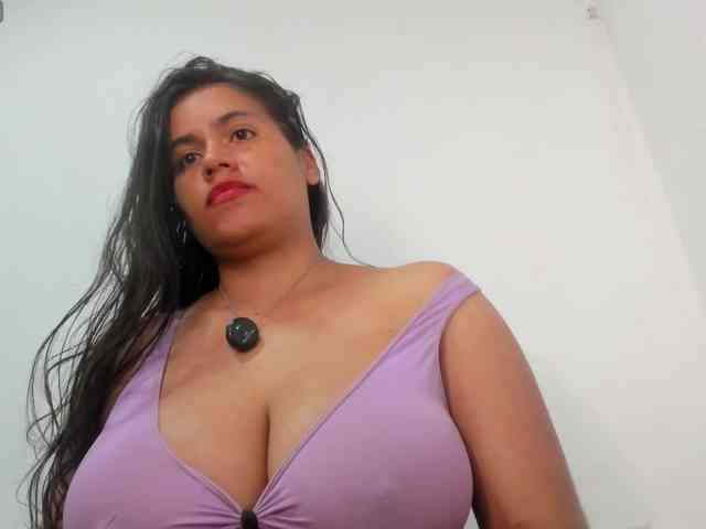 roxanahills_ webcam